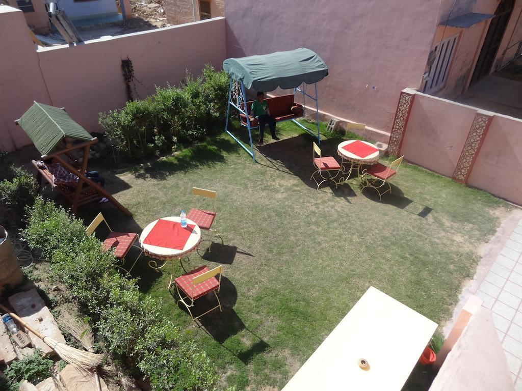 Chandra Niwas Guest House Bikaner Exteriör bild